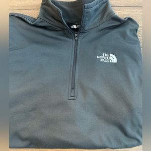 North Face 1/4 Zip Size L‎ Gently Worn